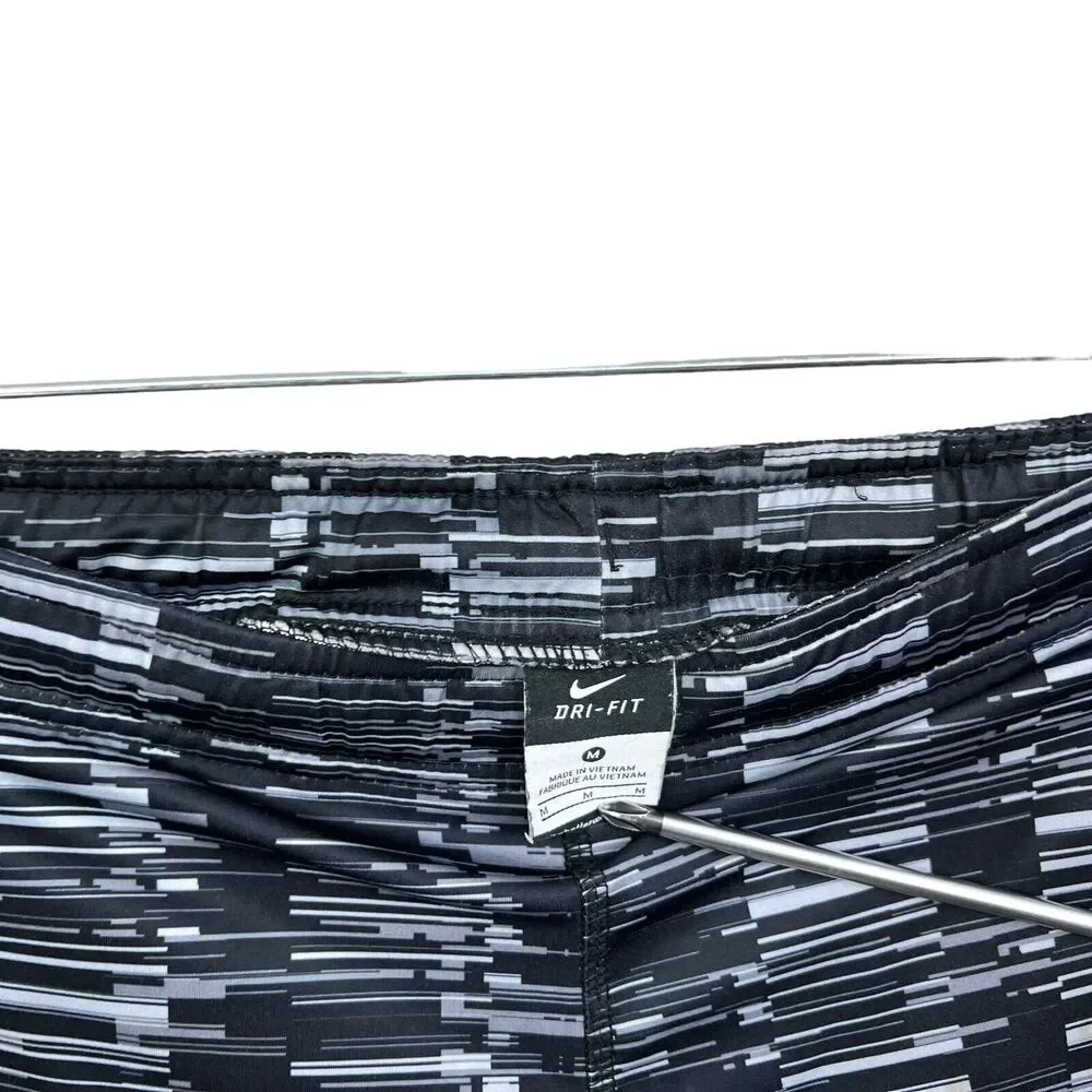 Nike Dri Fit Board Shorts Stretch Drawstring Waistband Pockets Black Gray Boy M*